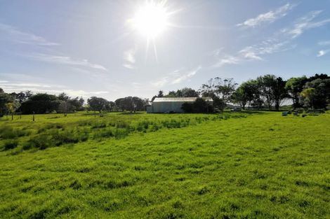 Photo of property in 1852 Pataua Road North, Pataua North, Whangarei, 0175