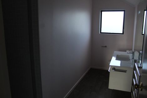 Photo of property in 13 Carlson Crescent, Silverdale, Hamilton, 3216