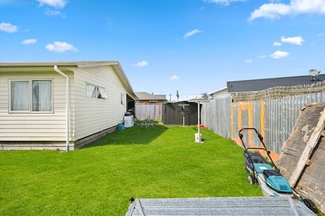 Photo of property in 117 Avalon Drive, Nawton, Hamilton, 3200