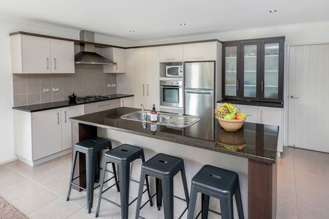 Photo of property in 24 Franshell Crescent, East Tamaki, Auckland, 2013