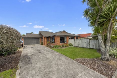 Photo of property in 3 Fendalton Drive, Rototuna, Hamilton, 3210