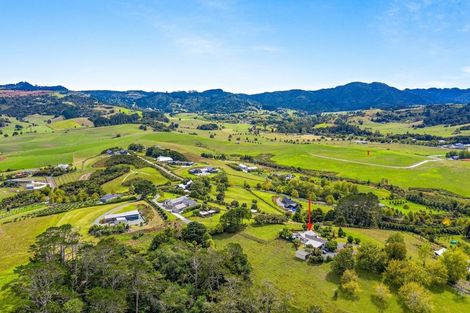 Photo of property in 889 Matakana Road, Matakana, 0985