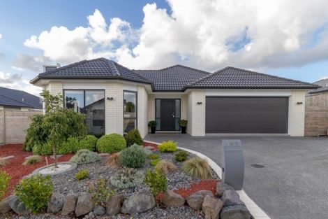 Photo of property in 102 Tapu Road, Huapai, Kumeu, 0810
