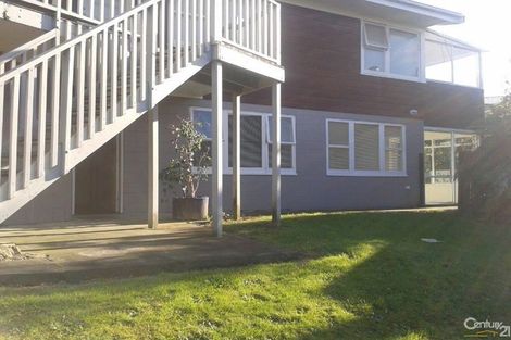 Photo of property in 40 Chatsworth Crescent, Pakuranga Heights, Auckland, 2010