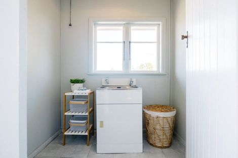 Photo of property in 77 Clarkin Road, Fairfield, Hamilton, 3214