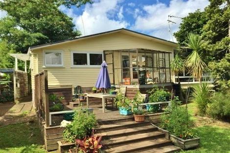 Photo of property in 13 Gregory Place, Mount Roskill, Auckland, 1041