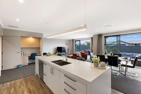 Photo of property in 14 Stowell Drive, Cromwell, 9310