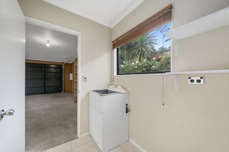 Photo of property in 71 Guildford Drive, Paraparaumu, 5032