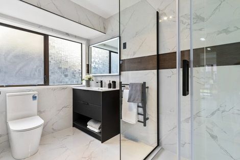 Photo of property in 1/49 Larne Avenue, Pakuranga Heights, Auckland, 2010