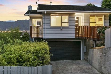 Photo of property in 71a Tirohanga Road, Tirohanga, Lower Hutt, 5010