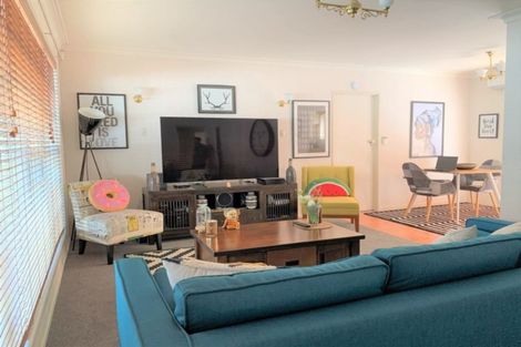 Photo of property in 2/8 Domett Avenue, Epsom, Auckland, 1023