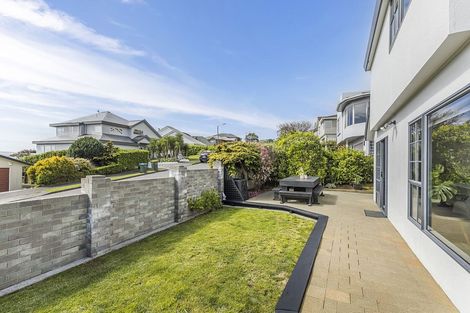 Photo of property in 42 Halladale Road, Papakowhai, Porirua, 5024