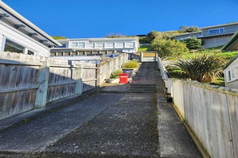 Photo of property in 14a Freeling Street, Island Bay, Wellington, 6023