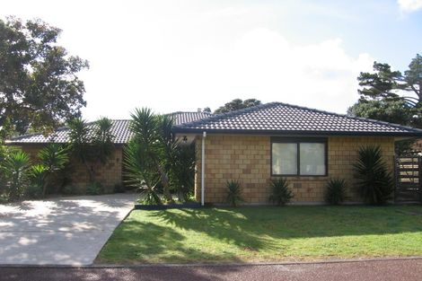 Photo of property in 25 Courtney Place, Pauanui, Hikuai, 3579