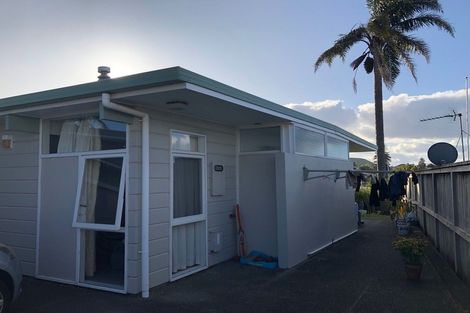 Photo of property in 41 Riverlea Avenue, Pakuranga, Auckland, 2010