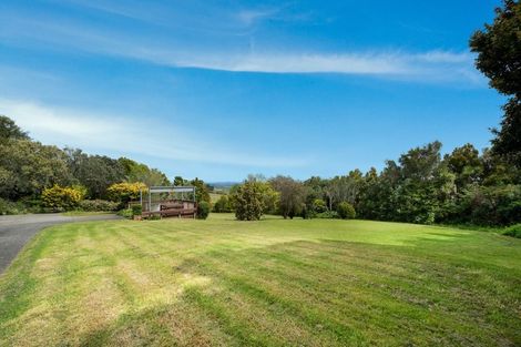 Photo of property in 18 Trig Road, West Harbour, Auckland, 0618