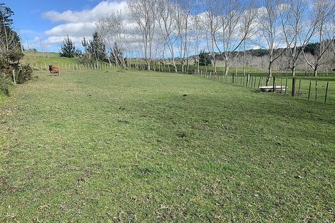 Photo of property in 654 Inland Road, Helensville, 0875