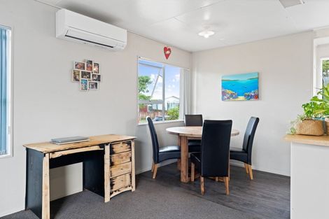 Photo of property in 8 Kuparu Place, Ruakaka, 0116