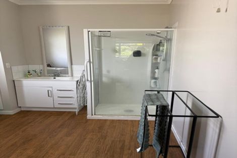 Photo of property in 2/11a Newnham Terrace, Upper Riccarton, Christchurch, 8041