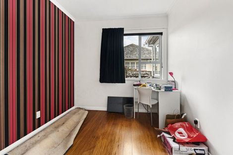 Photo of property in 37 Somerset Street, Brooklands, New Plymouth, 4310