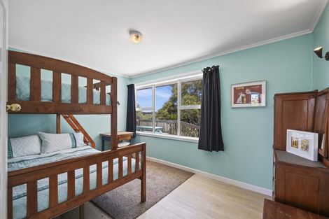 Photo of property in 47 Merril Road, Paparoa, 0571