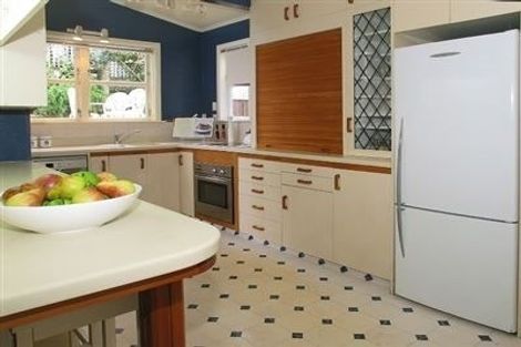 Photo of property in 19a Tawa Terrace, Tawa, Wellington, 5028