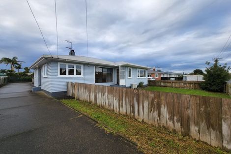 Photo of property in 41 Hill Crescent, Papakura, 2110