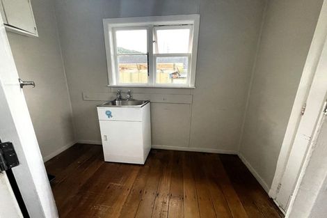 Photo of property in 15 Bledisloe Crescent, Wainuiomata, Lower Hutt, 5014