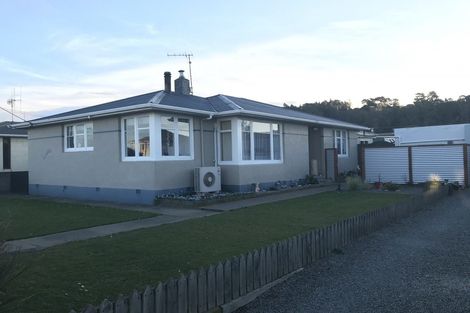 Photo of property in 6 Dacre Street, Oamaru North, Oamaru, 9400
