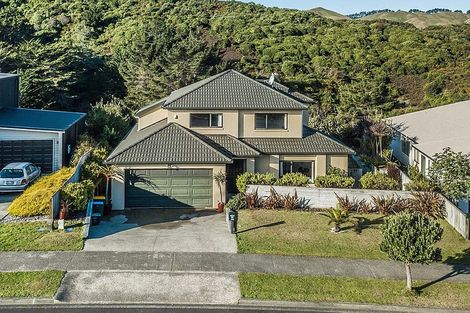 Photo of property in 53 Te Puia Drive, Aotea, Porirua, 5024