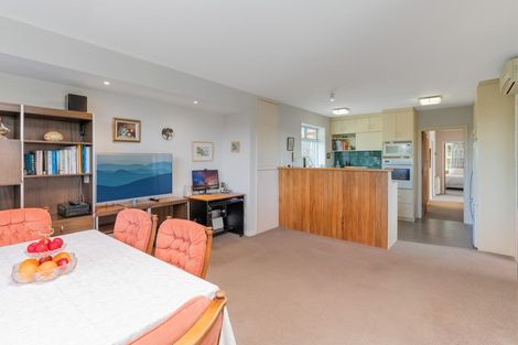 Photo of property in 413 Cashmere Road, Westmorland, Christchurch, 8025