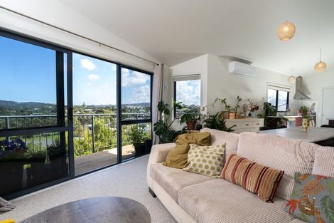 Photo of property in 25l Violet Street, Raglan, 3225