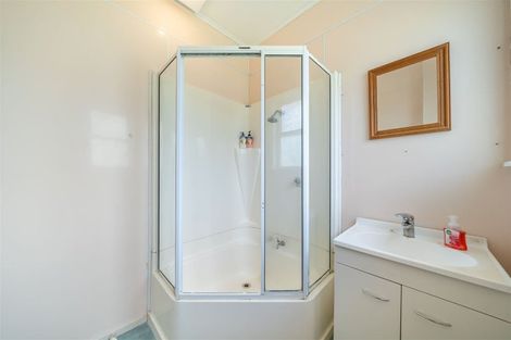 Photo of property in 3 Bush Street, Naenae, Lower Hutt, 5011