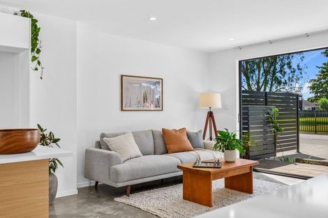 Photo of property in 26c Brennan Avenue, Te Atatu Peninsula, Auckland, 0610