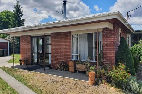 Photo of property in 35 Ashworth Street, Alexandra, 9320