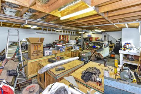 Photo of property in 6 Gleneagles Grove, Wattle Downs, Auckland, 2103