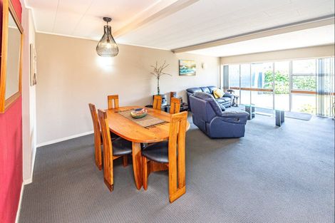 Photo of property in 3/54 Fitzherbert Avenue, Tawhero, Wanganui, 4501