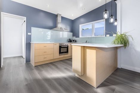 Photo of property in 85 Ruahine Street, Paraparaumu, 5032