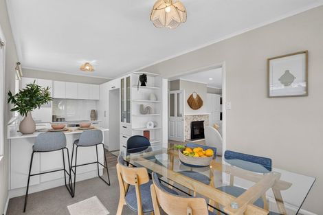 Photo of property in 14 Richardson Street, Britannia Heights, Nelson, 7010