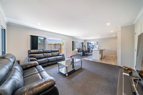 Photo of property in 2 Climie Way, Trentham, Upper Hutt, 5018