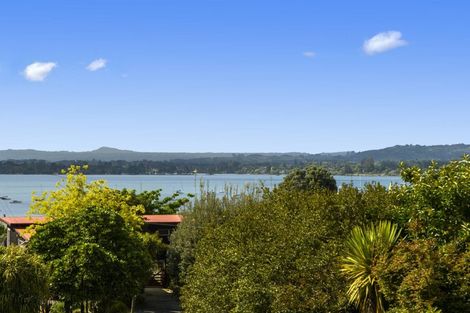 Photo of property in 110 Harbour View Road, Omokoroa, 3114