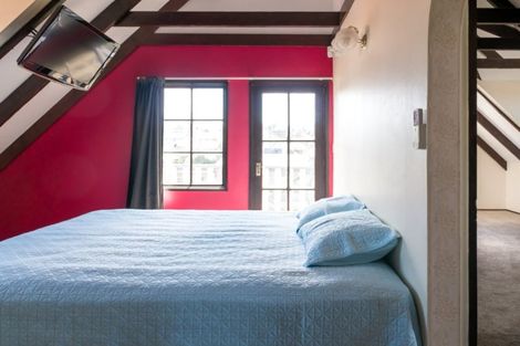 Photo of property in 1 Treadwell Street, Springvale, Whanganui, 4501