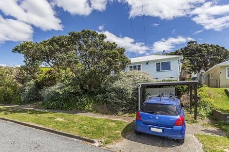 Photo of property in 103 Tireti Road, Titahi Bay, Porirua, 5022