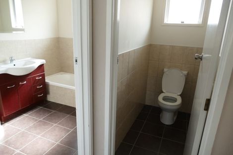 Photo of property in 399a Great South Road, Opaheke, Papakura, 2113