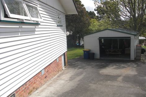 Photo of property in 83 Barrys Road, Glendene, Auckland, 0602