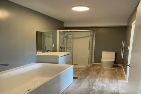 Photo of property in 3 Kopua Place, Whitby, Porirua, 5024