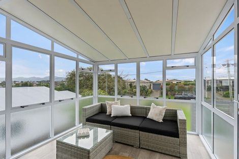 Photo of property in 12 Gavin Road, Raumati Beach, Paraparaumu, 5032