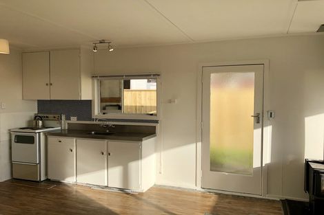 Photo of property in 24 Tahurangi Place, Spotswood, New Plymouth, 4310