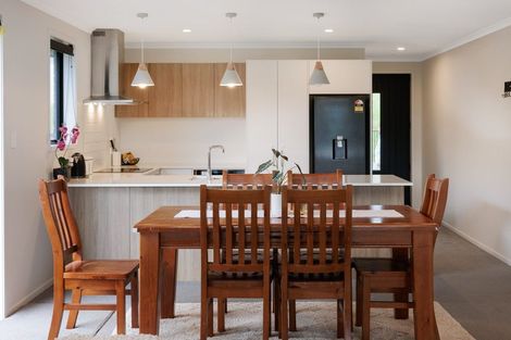 Photo of property in 2b Kauri Lane, Omokoroa, 3114