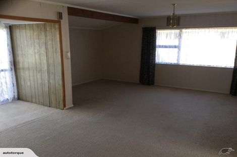 Photo of property in 5 Charisma Court, Kelvin Grove, Palmerston North, 4414